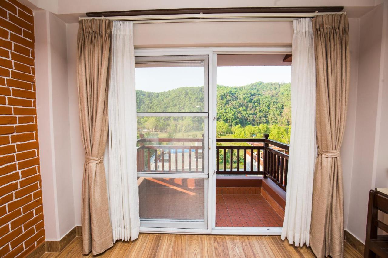 Hotel Kausi Pokhara Exterior photo